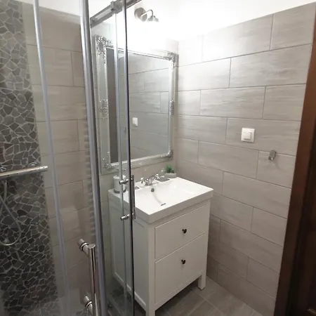 A Tornacos Panzio 4*