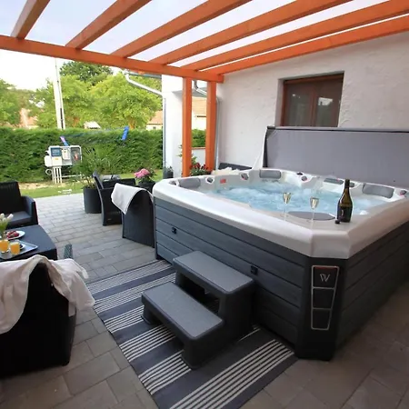 A Tornacos Panzio Bed & Breakfast Kéthely